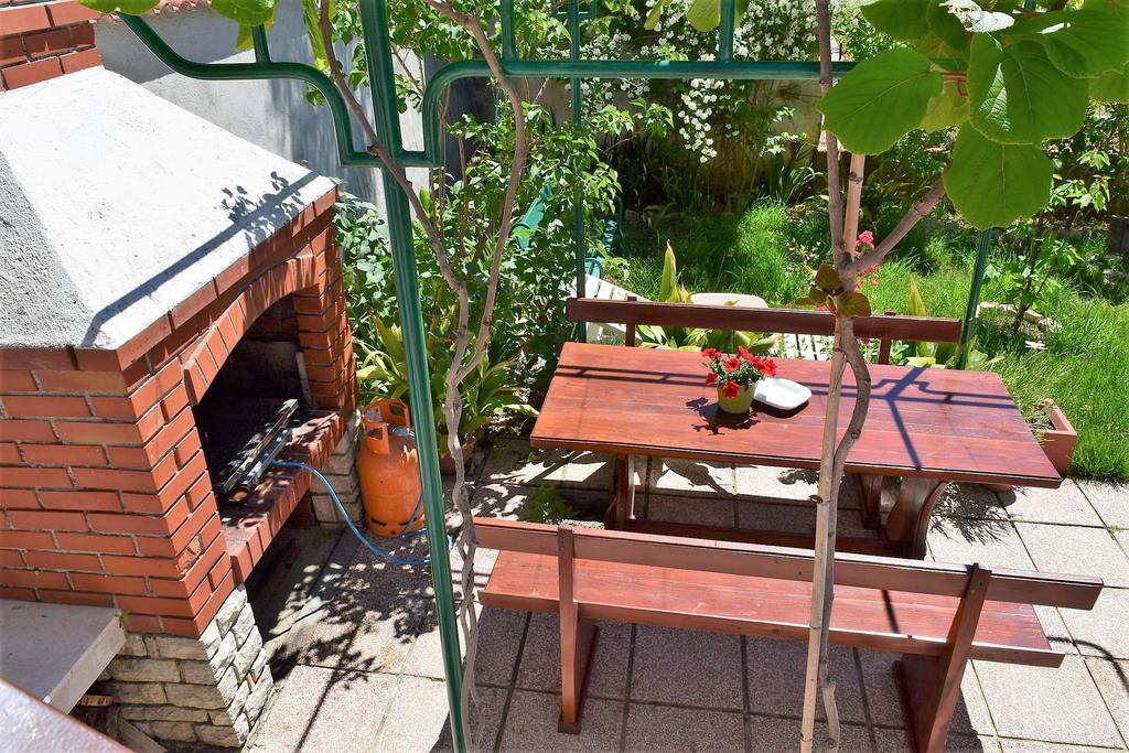 Peter Pan Apartments Palit Εξωτερικό φωτογραφία